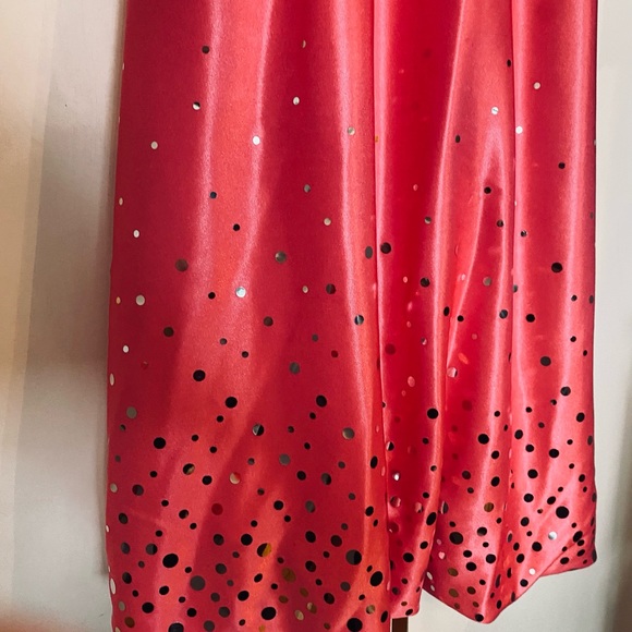 Satin pink prom dress - Picture 5 of 7